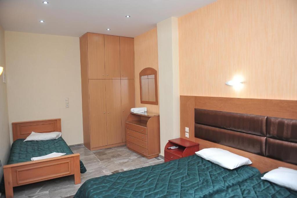 Kerkyra Beach Hotel & Apartments Benitses  Esterno foto